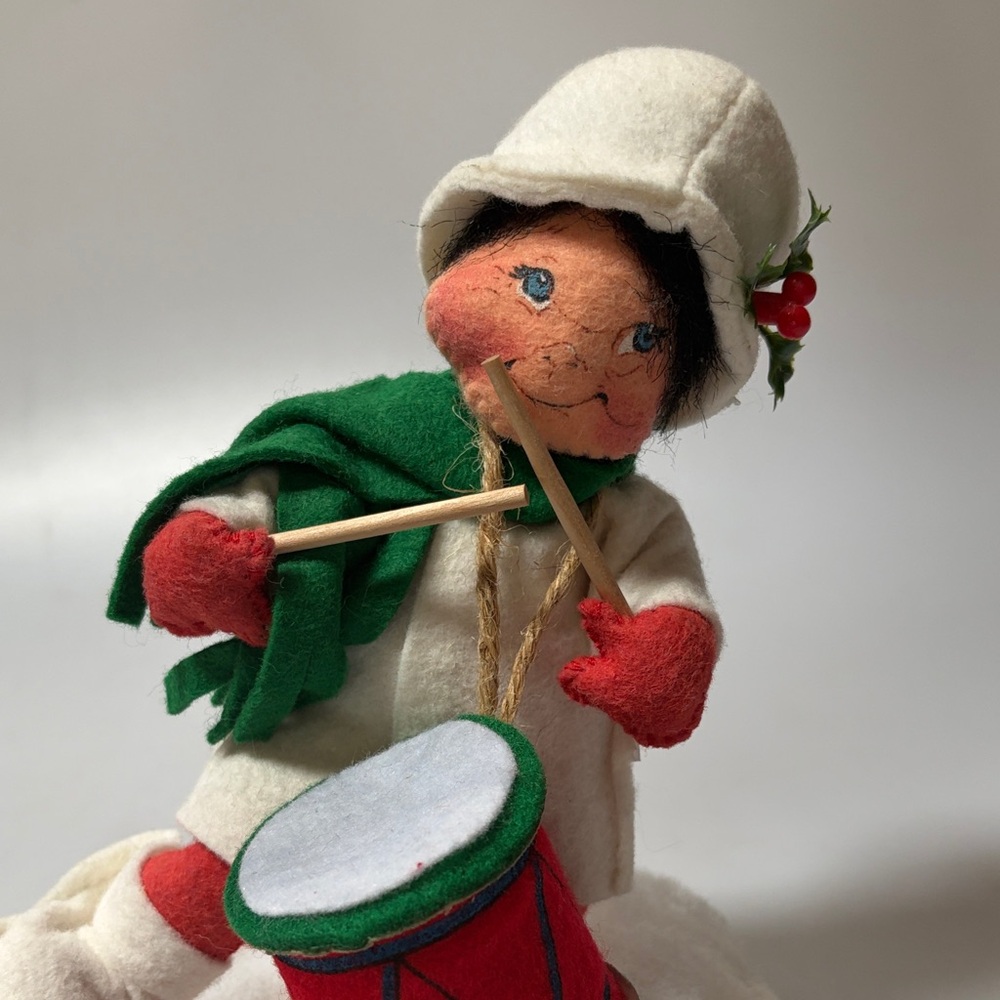 Annalee Doll Drummer Boy 1995 Holly Drum Scarf 8 Inch Christmas Holiday